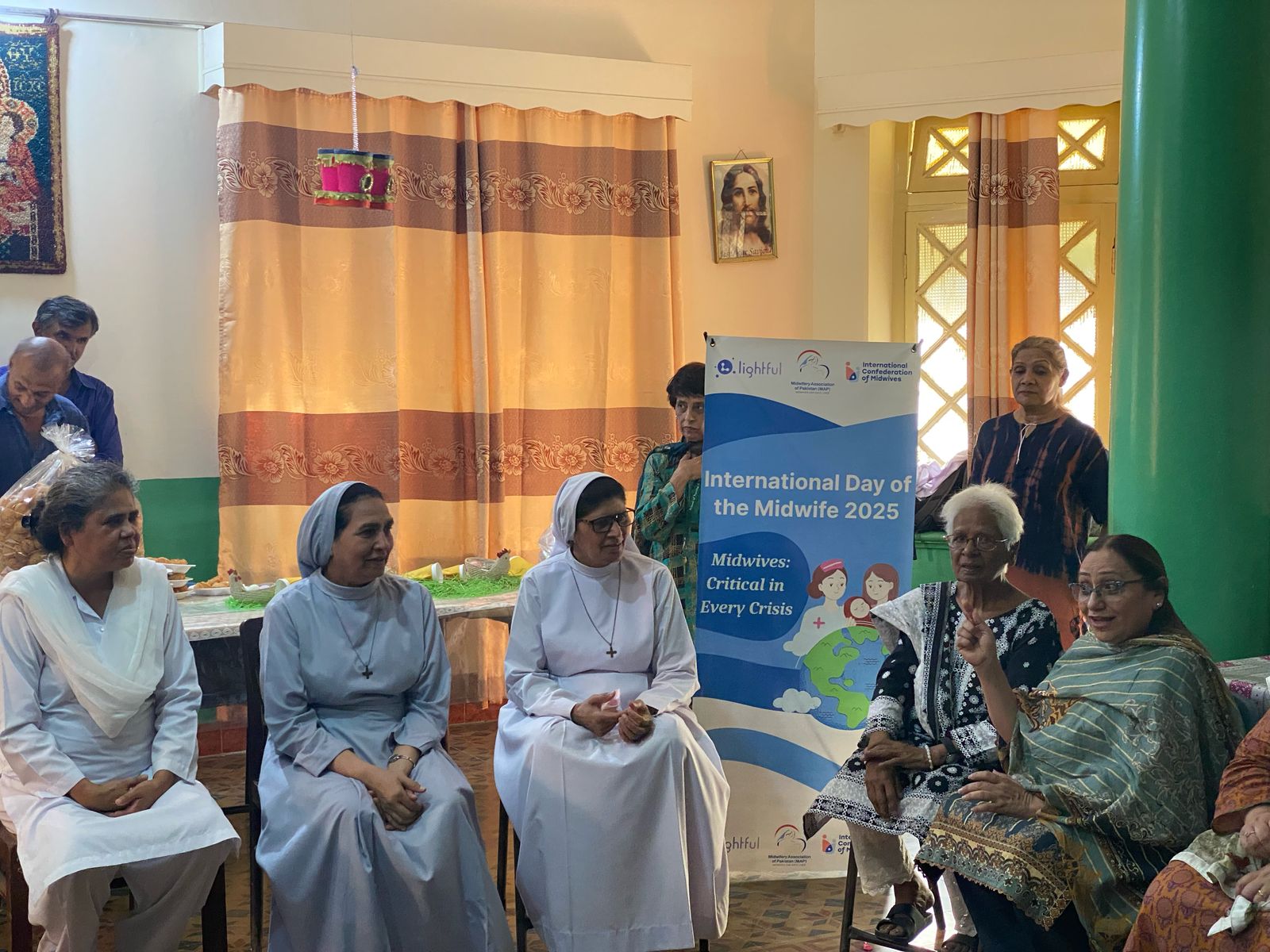 honouring-our-roots-a-heartfelt-visit-to-a-pioneer-midwife-and-senior-sisters-at-the-old-age-home