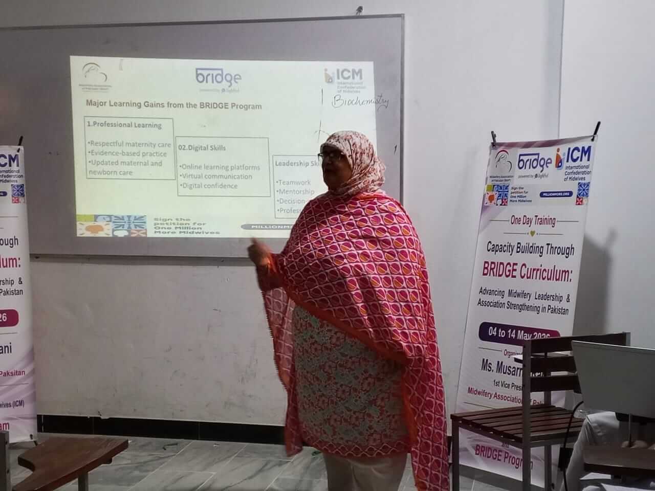Ms. Musarrat Rani, First Vice President of Midwifery Association of Pakistan, shared her learning and experience from the BRIDGE Digital Program with nursing and midwifery students at Sukaina College of Nursing Midwifery and AHS. Khanpur.