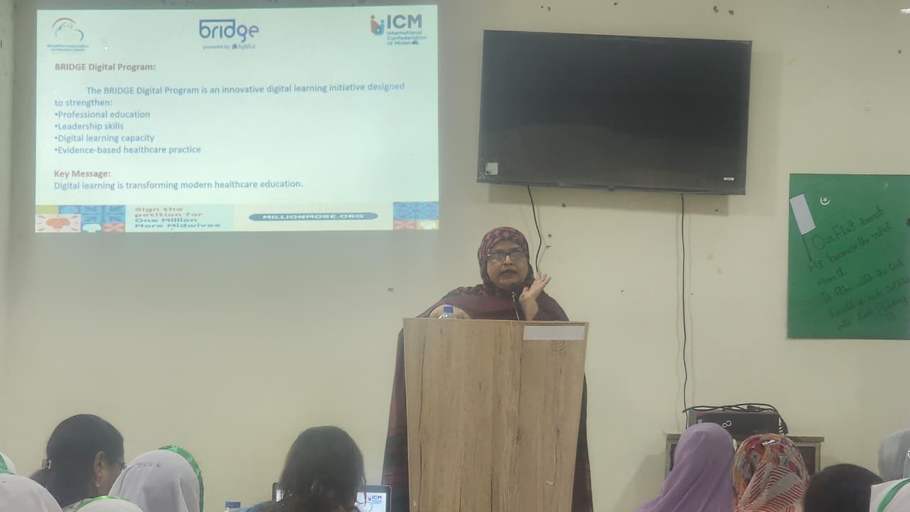 Ms. Musarrat Rani, First Vice President of the Midwifery Association of Pakistan, conducted an inspiring interactive session with nursing and midwifery students at the School of Nursing, Pakistan Institute of Medical Sciences (PIMS)